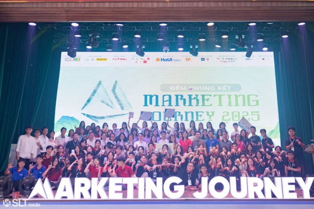 Toàn cảnh đêm chung kết Marketing Journey 2025